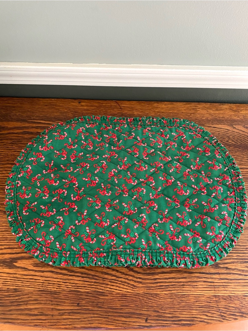 Vintage 1980s 90s Green Quilted Christmas Placemats Ruffle Edge Candy Canes